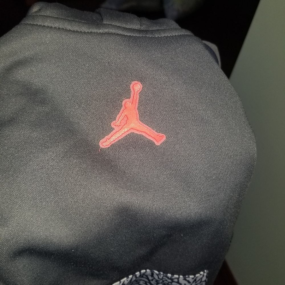 Jordan - Picture 3 of 4